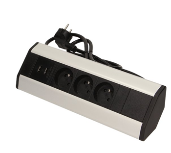 Povrchová zásuvka, rohové pouzdro ORNO OR-AE-1360, 3x zásuvka, 2x USB, barva čer